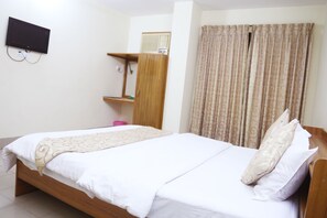 华丽双人房 | 1 多间卧室、办公桌、免费 WiFi