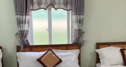 Rose Hotel