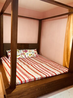 Apartamento, 2 quartos | Roupas de cama de algodão egípcio, roupas de cama premium
