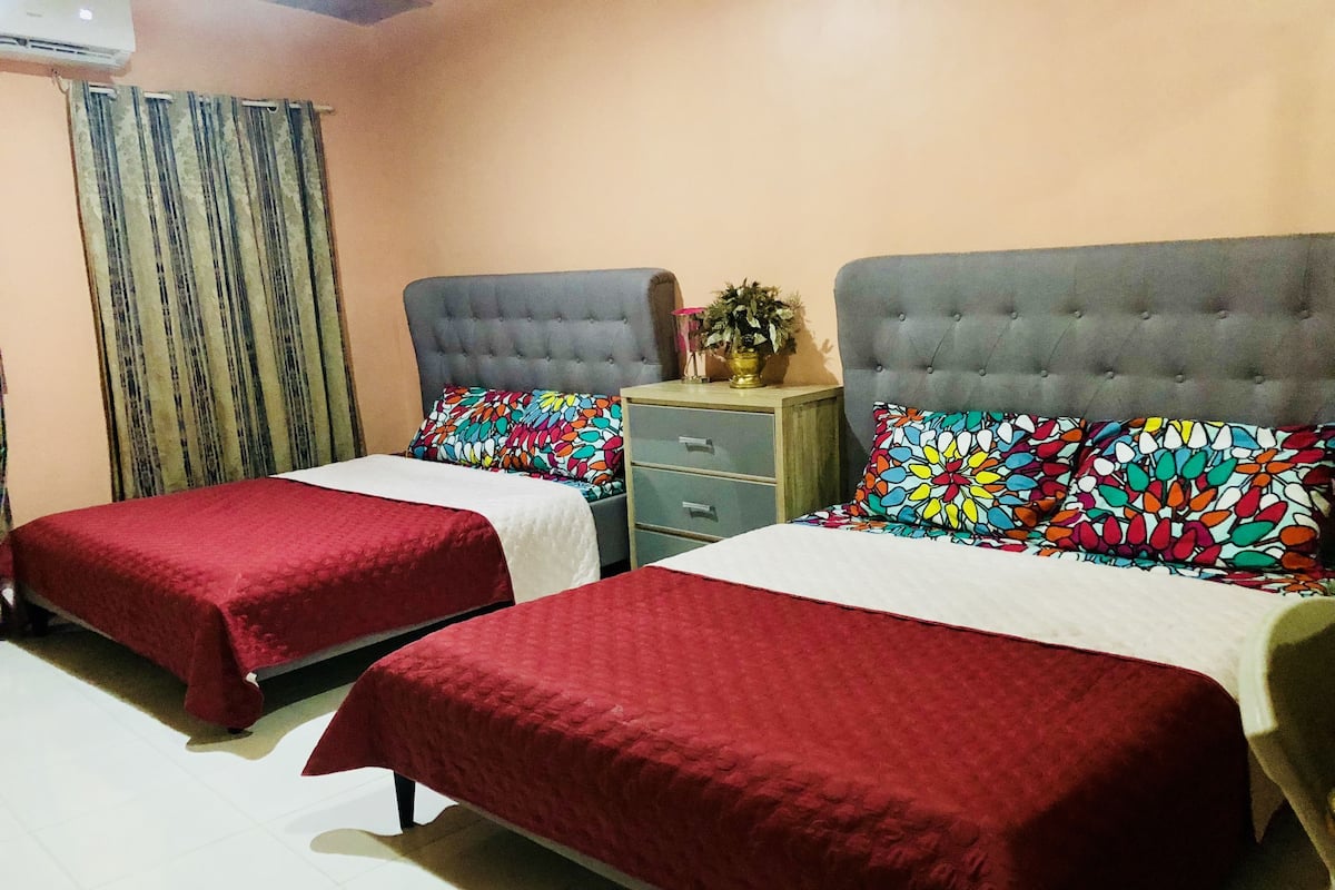 Departamento Deluxe, 1 habitación | Sábanas de algodón egipcio, ropa de cama de alta calidad y camas extra