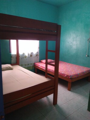 Habitación con 2 camas individuales | Balcón