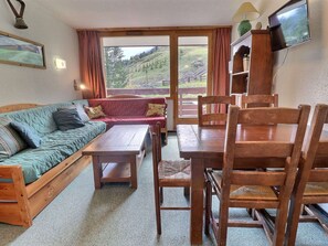 TV - Comfortable apartment, south balcony, 4 ppl, double bed (Méribel)