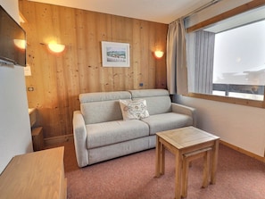 Flat-screen TV - Ski-in studio, pets allowed, sleeps 4 (Méribel)