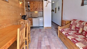 TV - 2 Rooms Ideally Located Ski-In Ski-Out - Méribel (Méribel)