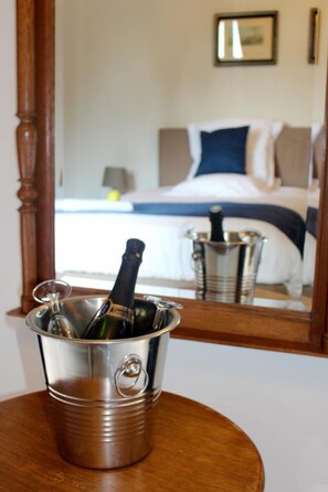 더블룸 (4) | 거실 공간