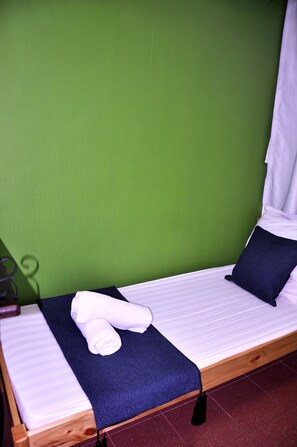 Chambre Standard avec lits jumeaux | Bureau, accès au Wi-Fi (inclus)