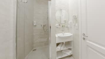 Luxury Room, 1 Bedroom | Bathroom shower