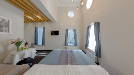 1 habitación, ropa de cama de alta calidad y minibar