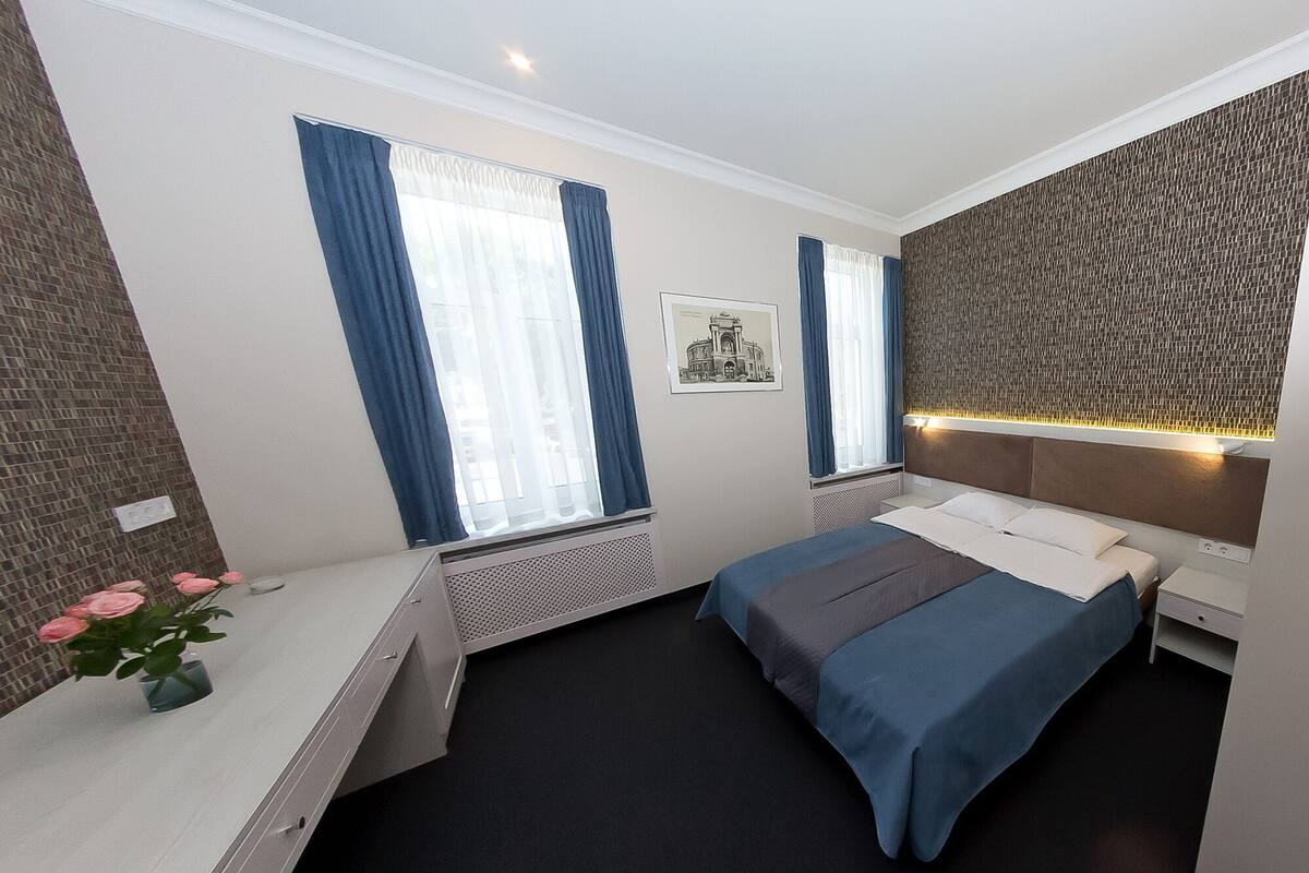 Superior Room, 1 Bedroom | Premium bedding, minibar, in-room safe, soundproofing
