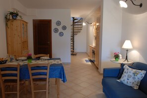 Apartment, 1 Schlafzimmer, Terrasse | Hochwertige Bettwaren, Zimmersafe, individuell dekoriert
