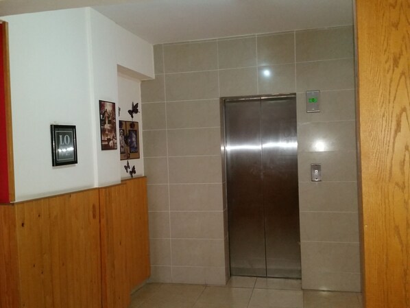 Lobby - Metro Larnaca Centre (Larnaca)