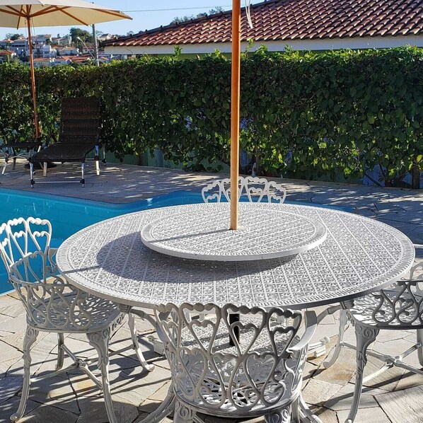 Outdoor pool, pool loungers