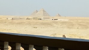 Front of property - Pyramids View Apartments & Rooftop (Giza)