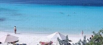 Vakker tropisk villa (120m2) med svømmebasseng for 2 personer