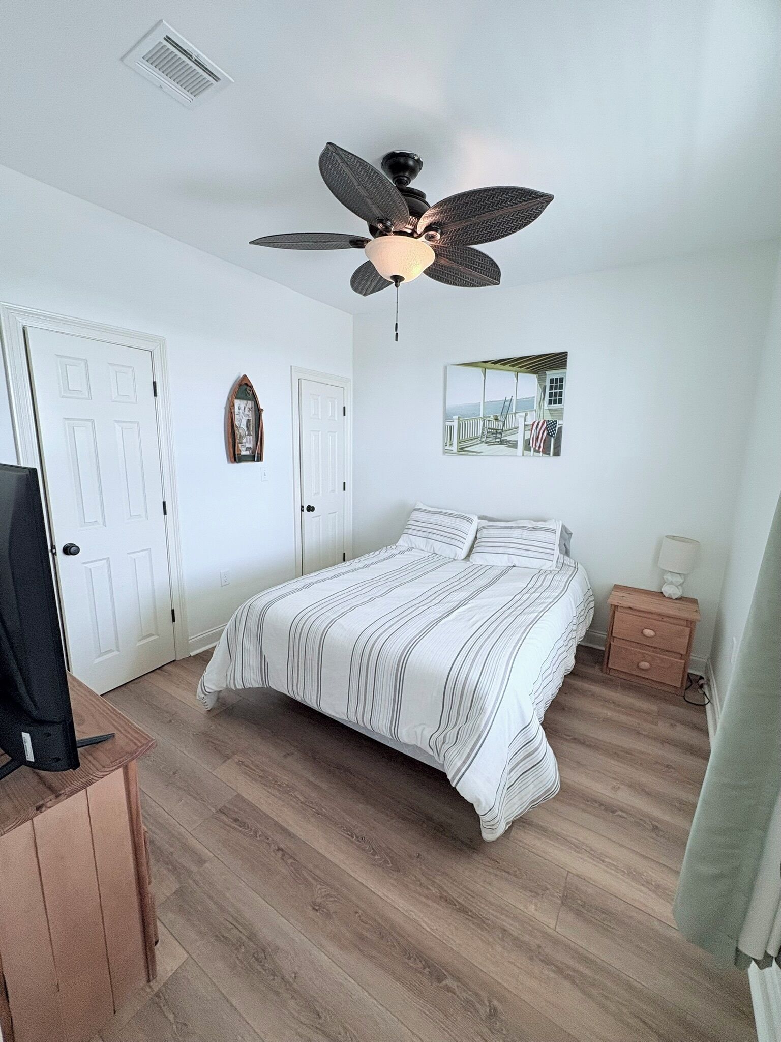 4 makuuhuonetta, Wi-Fi, vuodevaatteet