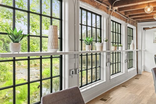 Sunny Studio APT historiallisen Westportin tehtaan yläpuolella