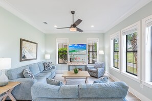 Smart TV - Two Golf Carts ~ Beautiful Golf Course View (Miramar Beach)