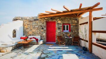 Private suite | Terrace/patio