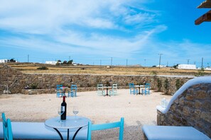 View from room - Myconian brothers (Mykonos)