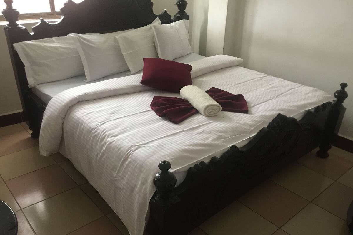 Superior Room | Iron/ironing board, free WiFi, bed sheets