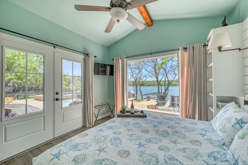 Pool & Hot Tub, NEW BOAT DOCK,1 Story, Kayaks, Commercial Ice Maker