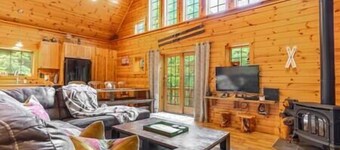 Sunday River & Lake Chalet, 2 Full Kitchens, Hot Tub, Game Room