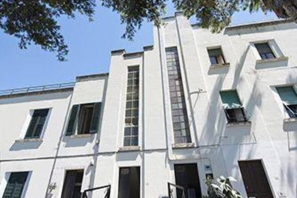 FRONT OF THE BUILDING