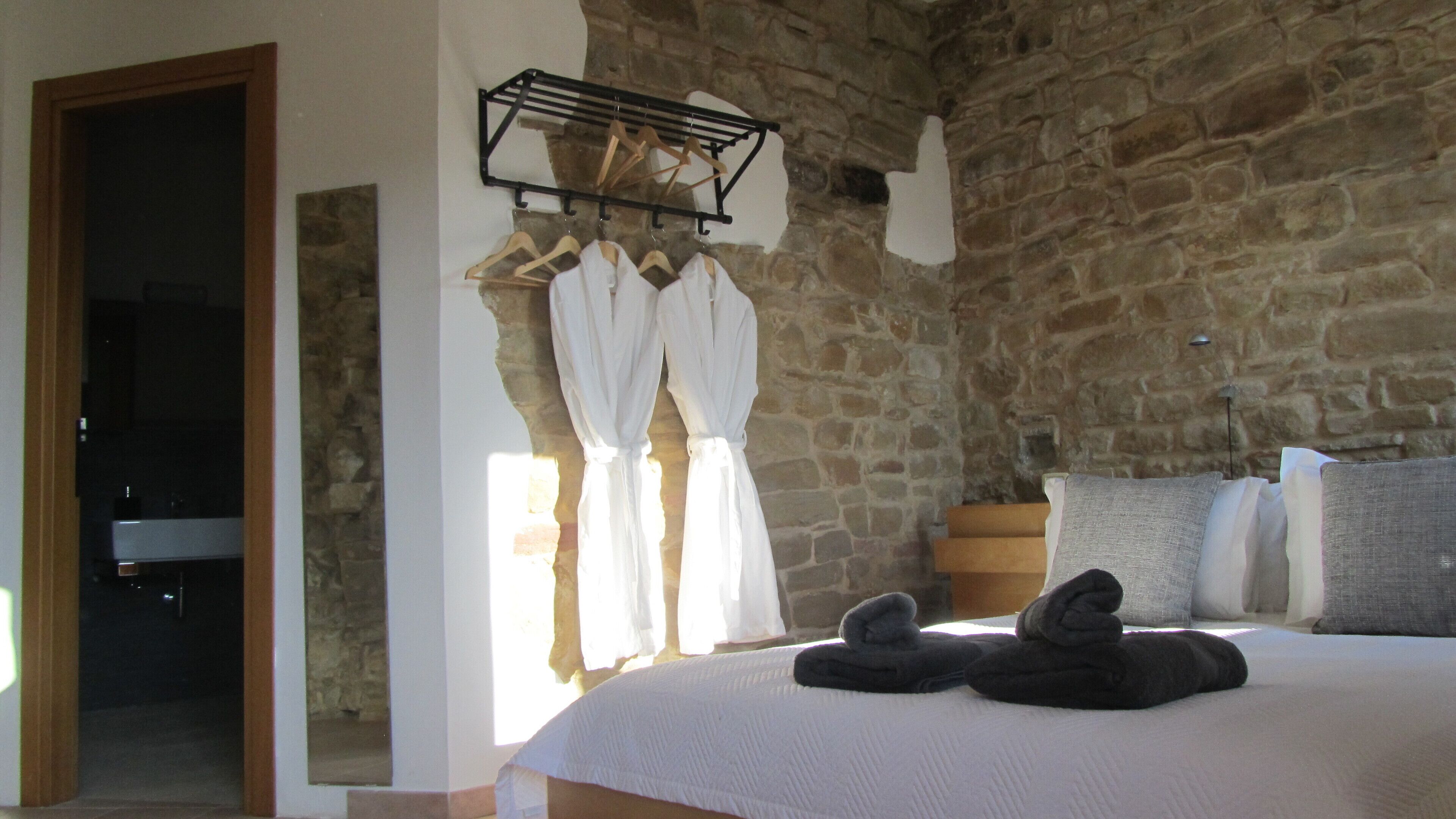 4 camere, ferro/asse da stiro, culla da viaggio, Wi-Fi gratuito