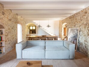 Fireplace - Holiday rental townhouse with swimming pool in Begur, Centre (Begur)