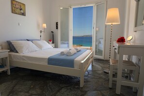 1 bedroom, in-room safe, free WiFi, bed sheets - Playera bungalow F sea view (Paros)