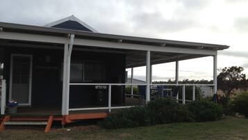 Ferienhaus (Rosella Cottage) | Individuell dekoriert, individuell eingerichtet, Bettwäsche