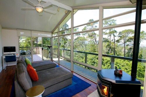 TILAVA CARMEL HOME upealla MONTEREY BAY näkymät