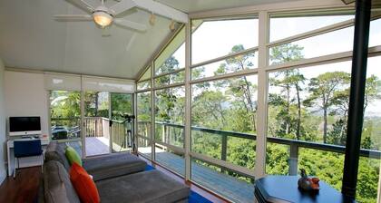 TILAVA CARMEL HOME upealla MONTEREY BAY näkymät