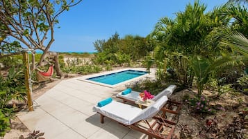Piscine extérieure, piscine chauffée