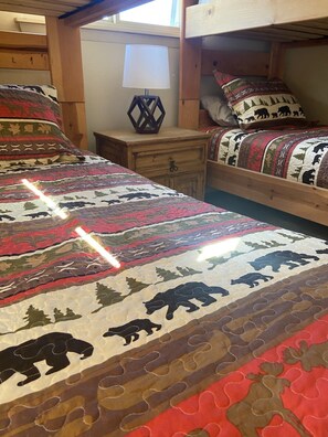 3 Schlafzimmer, kostenloses WLAN, Bettwäsche