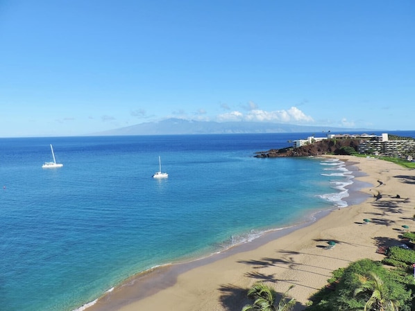 Am Strand, Liegestühle, Strandtücher