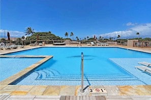 Piscine extérieure, piscine chauffée