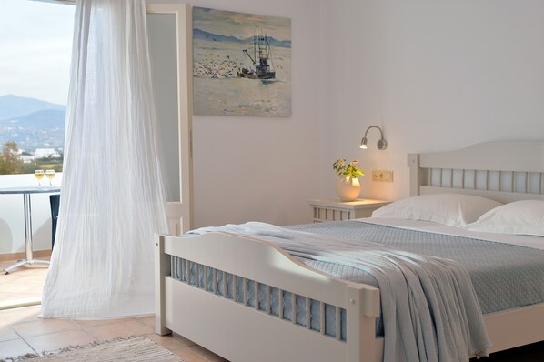 Superior Room, Pool View | In-room safe, soundproofing, iron/ironing board, free WiFi - Hotel Mediterranean (Naxos)