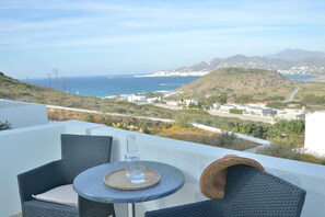 Superior Double Room, Sea View | Terrace/patio - Hotel Mediterranean (Naxos)