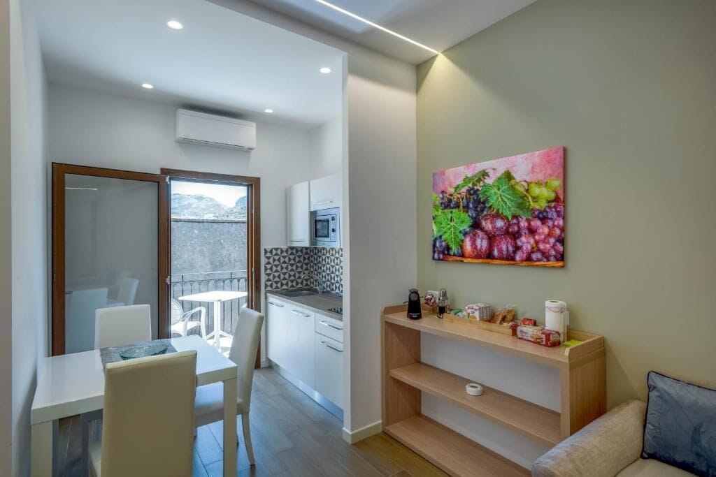 ジュニア ルーム | ミニバー、セーフティボックス (室内)、デスク、WiFi (無料)