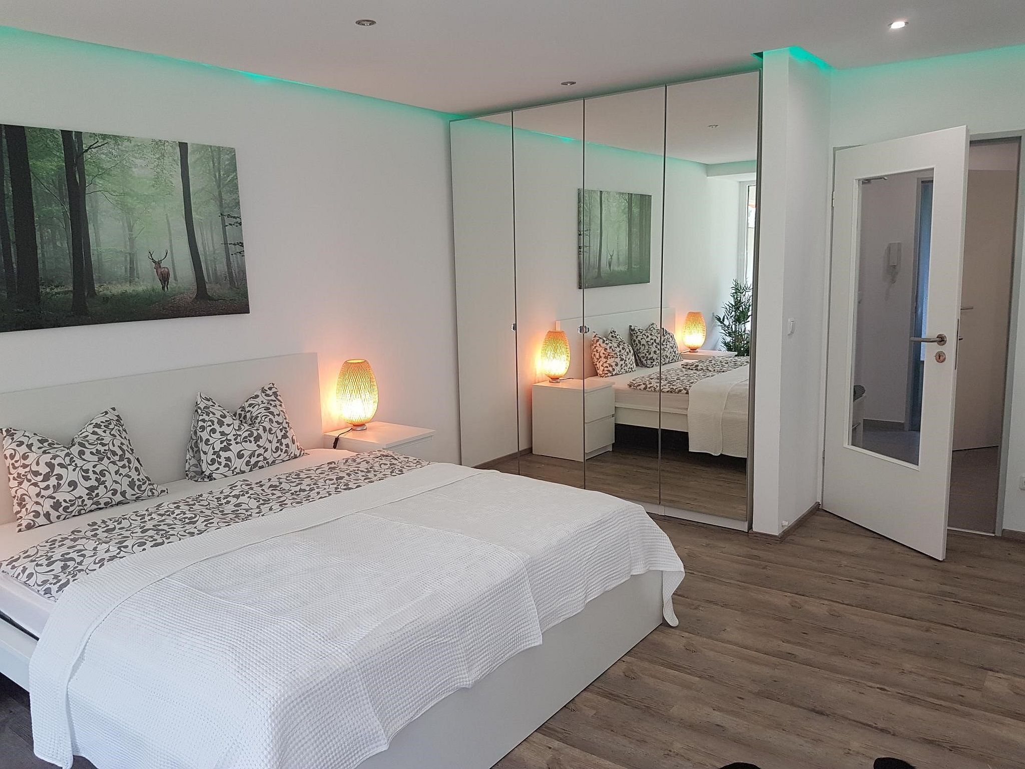 1 bedroom, internet, bed sheets