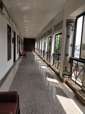 Interior - Central Hotel (Lucknow)