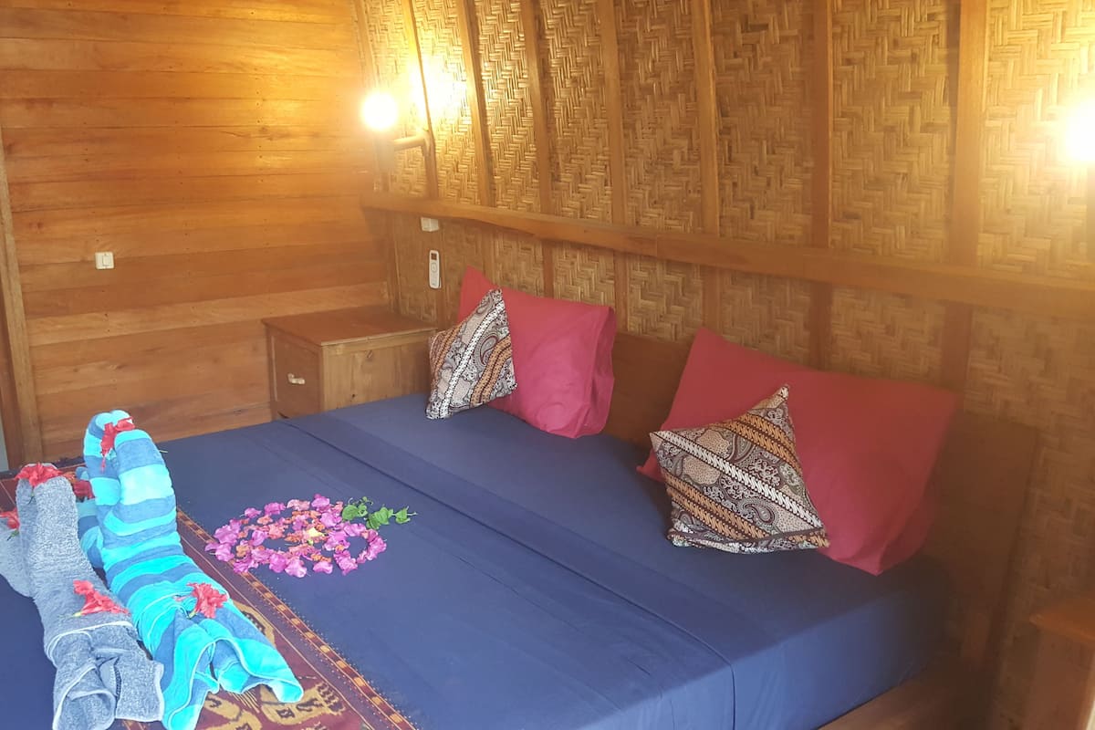 Ropa de cama de alta calidad y minibar