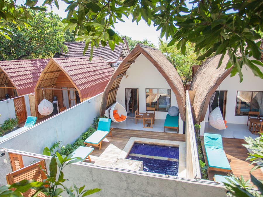 5 piscinas externas, espreguiçadeiras