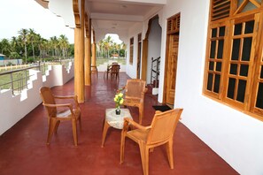 Family Room, Balcony | Terrace/patio