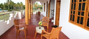 Nilaveli Star View Hotel