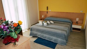 Cots/infant beds, free WiFi - Hotel Frida (Rimini)