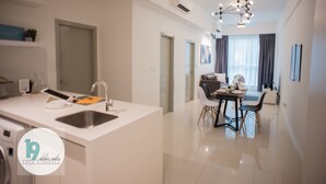 Ảnh chưa phân loại, 4 trong số 58 ảnh, nút