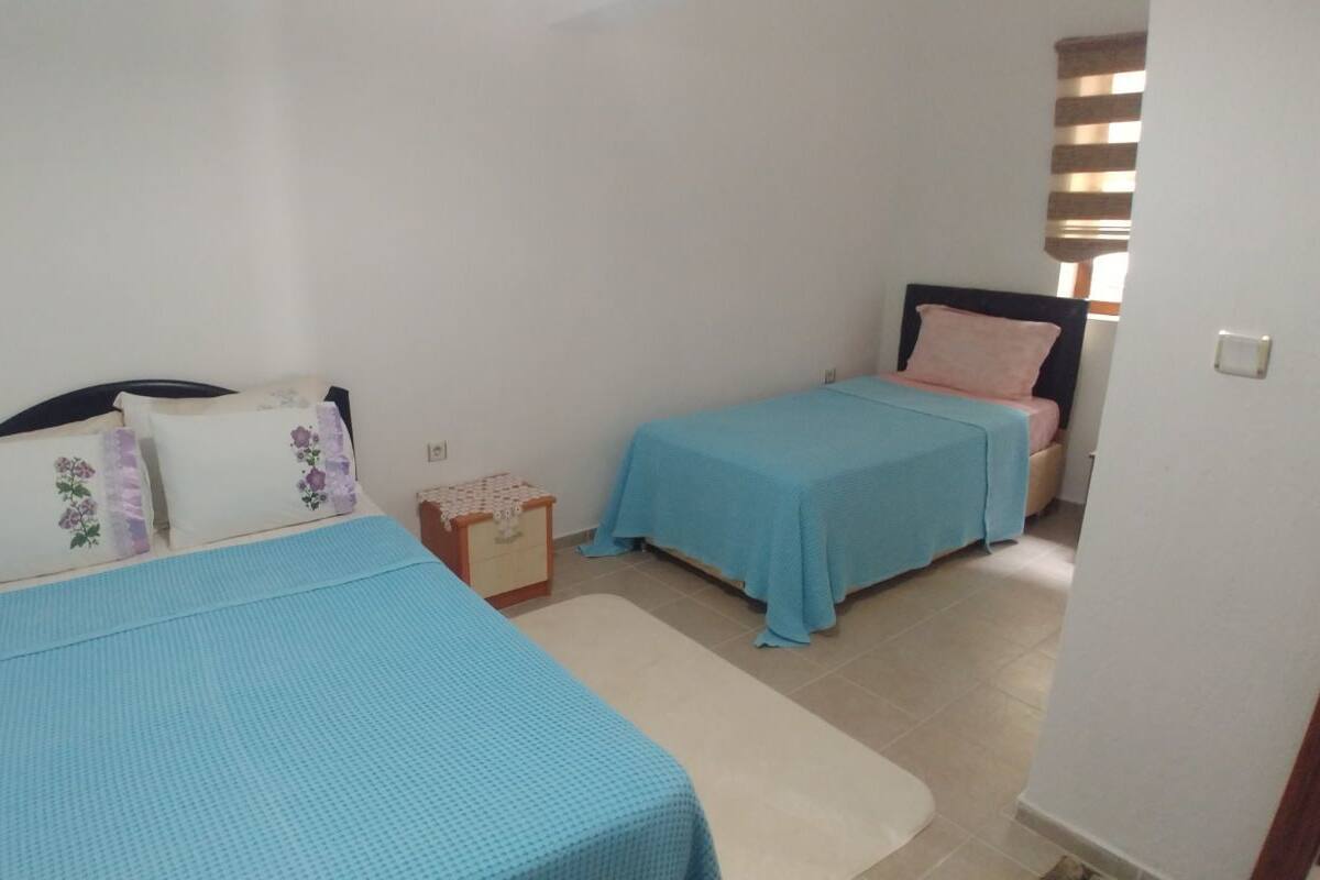 Appartement, 1 chambre | Bureau, fer et planche à repasser, accès au Wi-Fi (inclus)