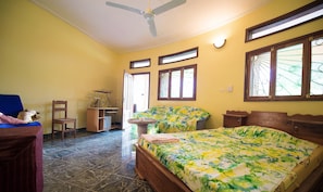 1 bedroom, premium bedding, desk, blackout curtains